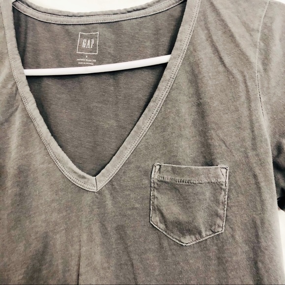 GAP Gray Classic Short Sleeved T-Shirt Size Small - Picture 2 of 3